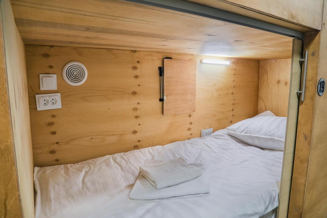 Capsule Hotel Osj Exteriör bild
